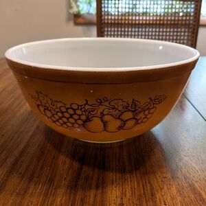 Vintage Old Orchard Pyrex